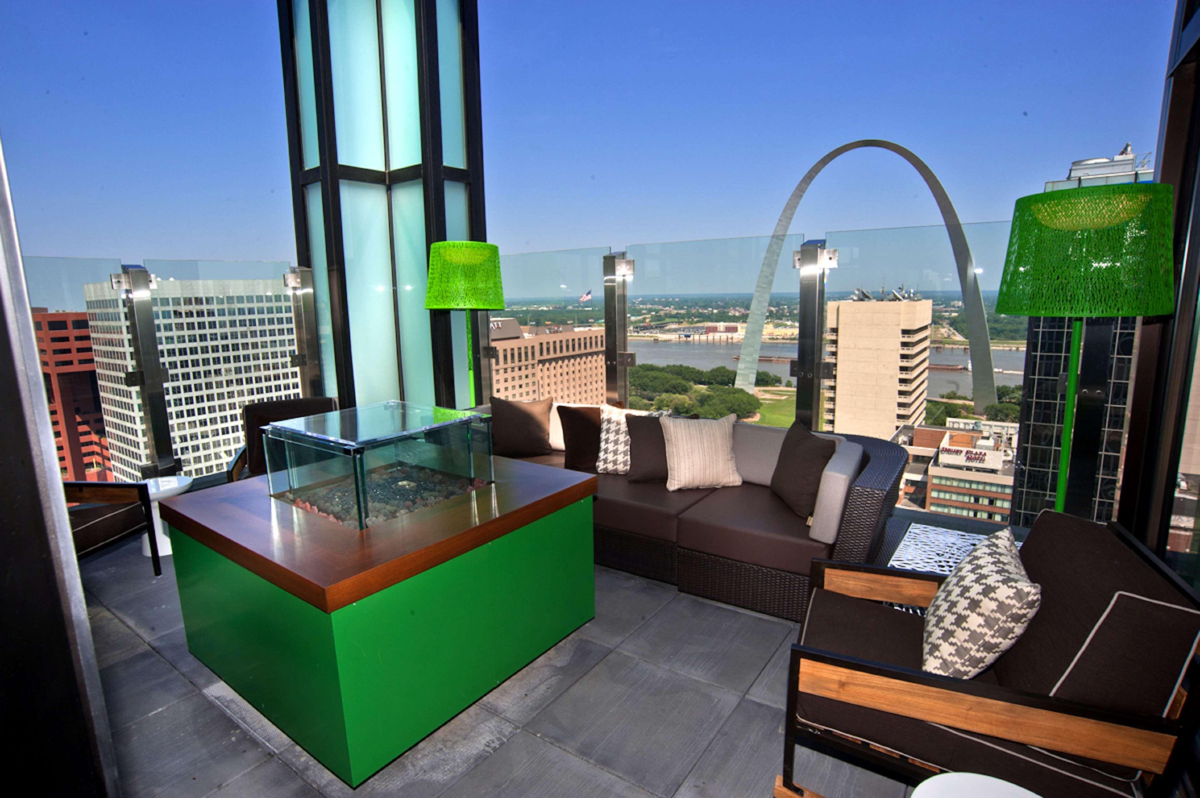 Hilton St. Louis At The Ballpark Extérieur photo