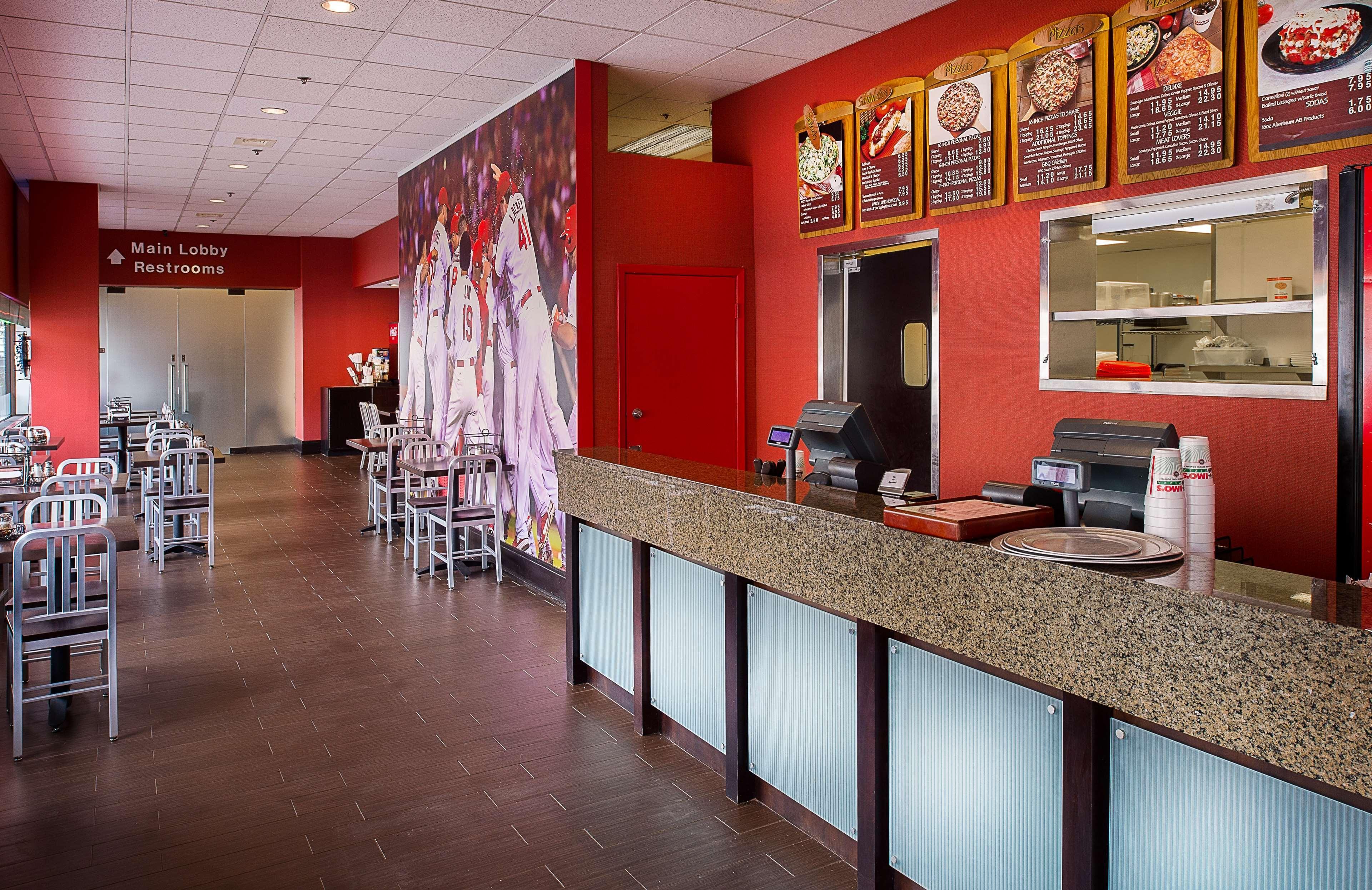 Hilton St. Louis At The Ballpark Extérieur photo