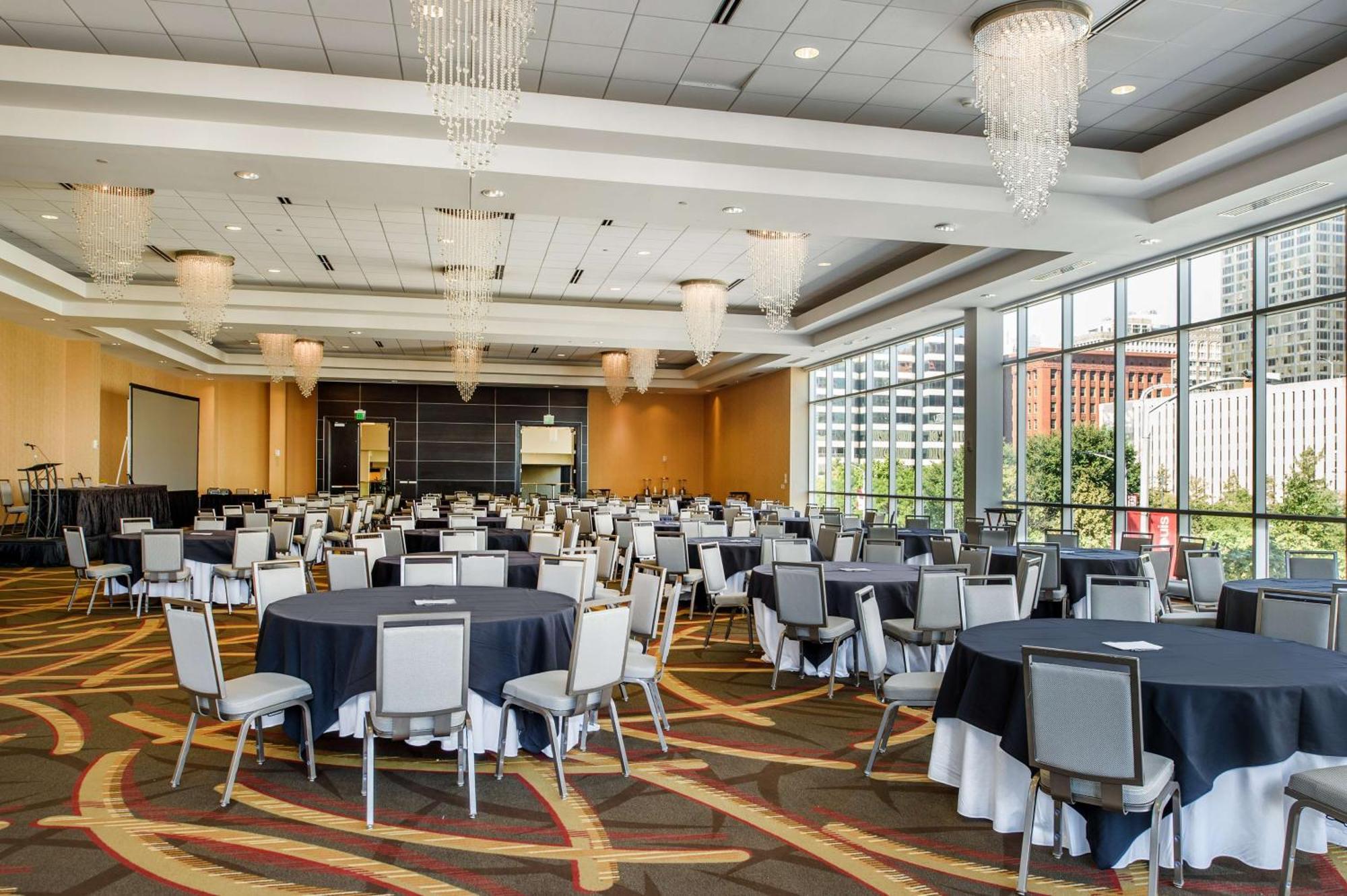 Hilton St. Louis At The Ballpark Extérieur photo